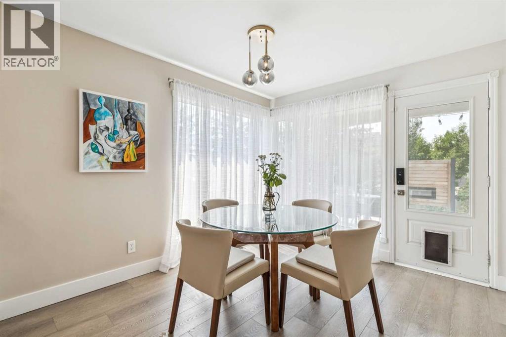 6991 Christie Briar Manor SW, Christie Park, Calgary photo 5