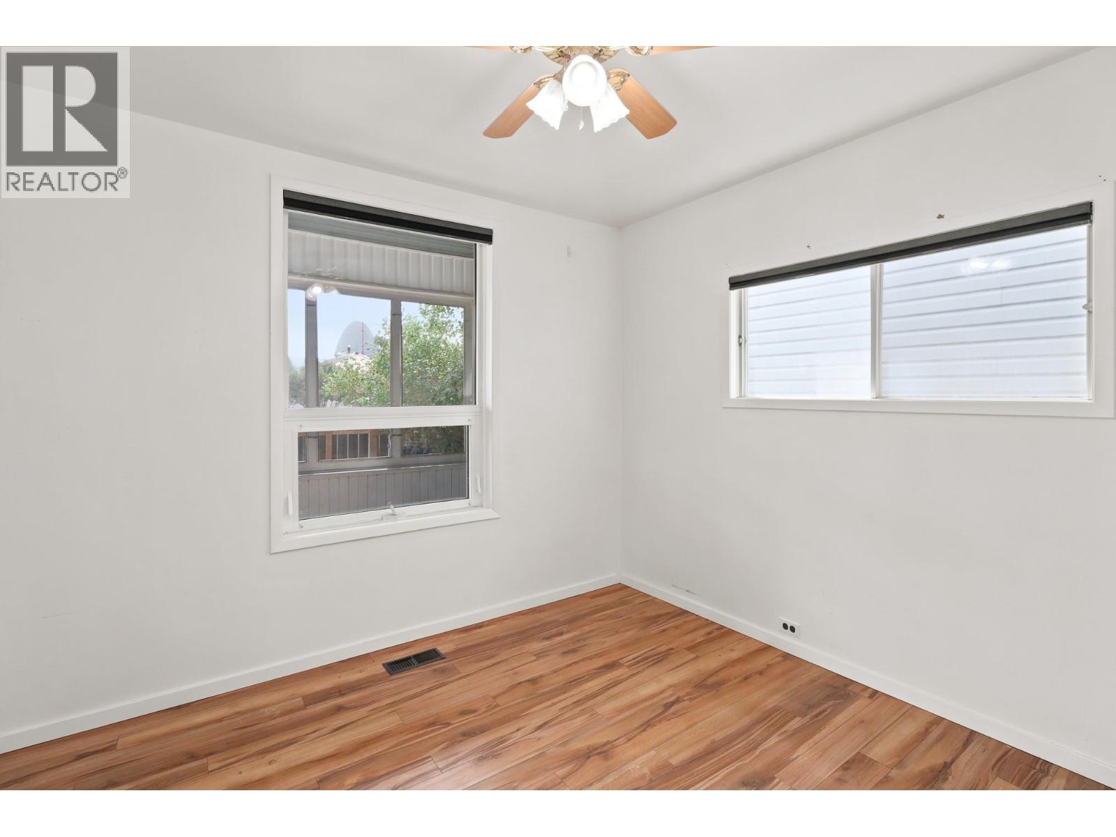 225 14 Avenue N - 22