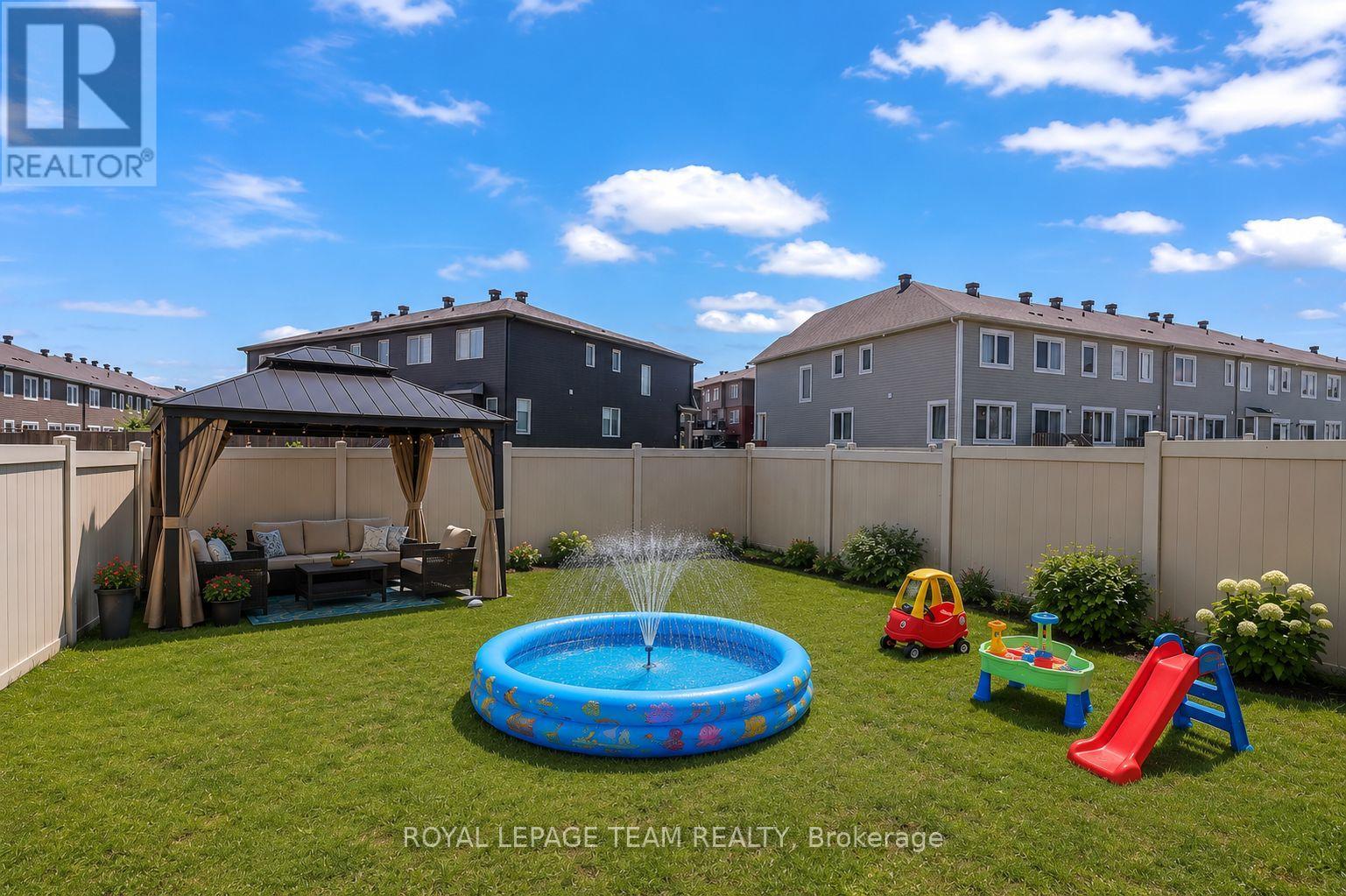 4852 ABBOTT STREET E - 24