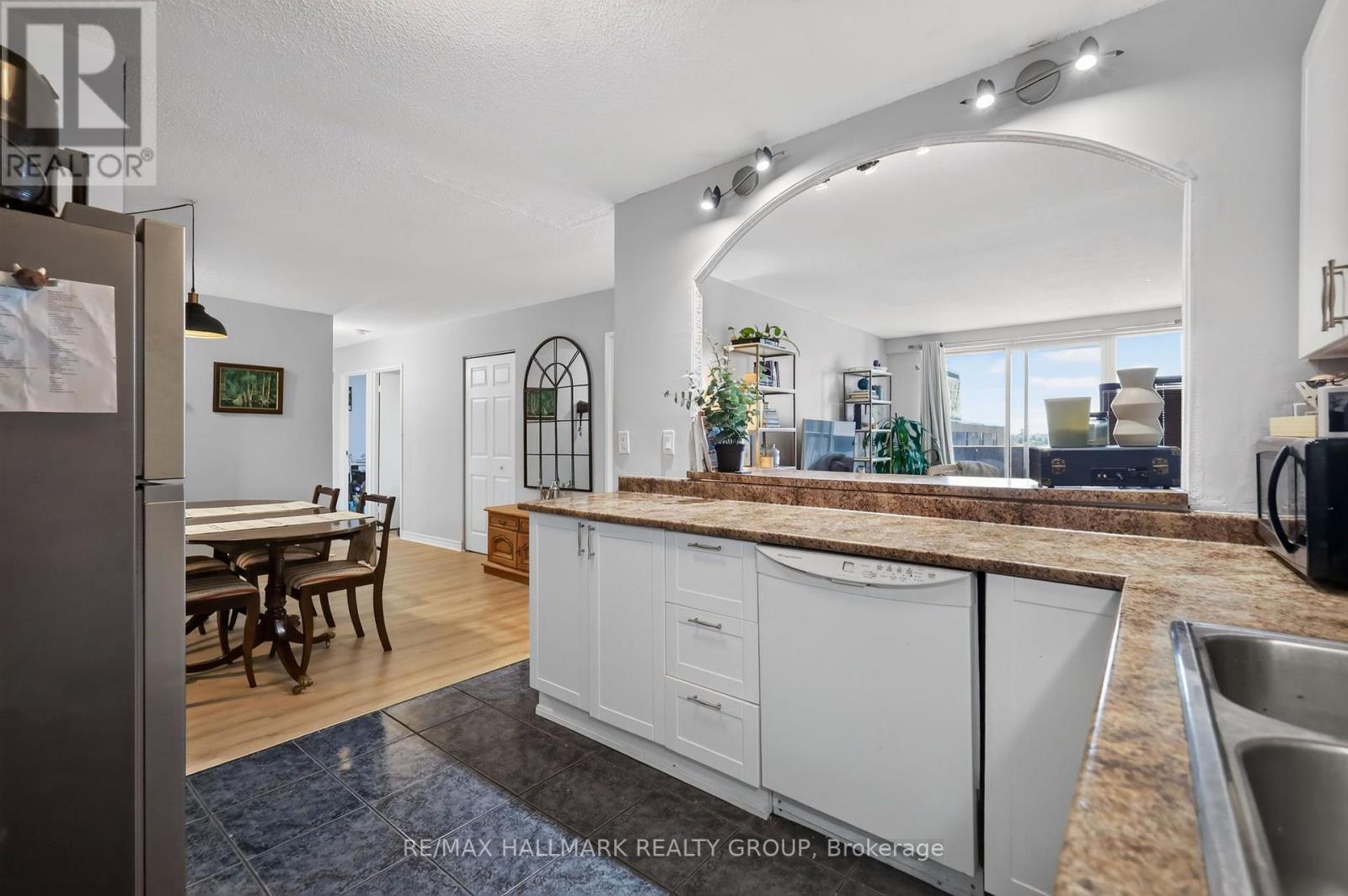 3 Bed, 2 Bath Apartment for Rent in Ottawa – 703 – 1380 PRINCE OF WALES DRIVE, Ottawa – MLS# X13621572 - Image 11