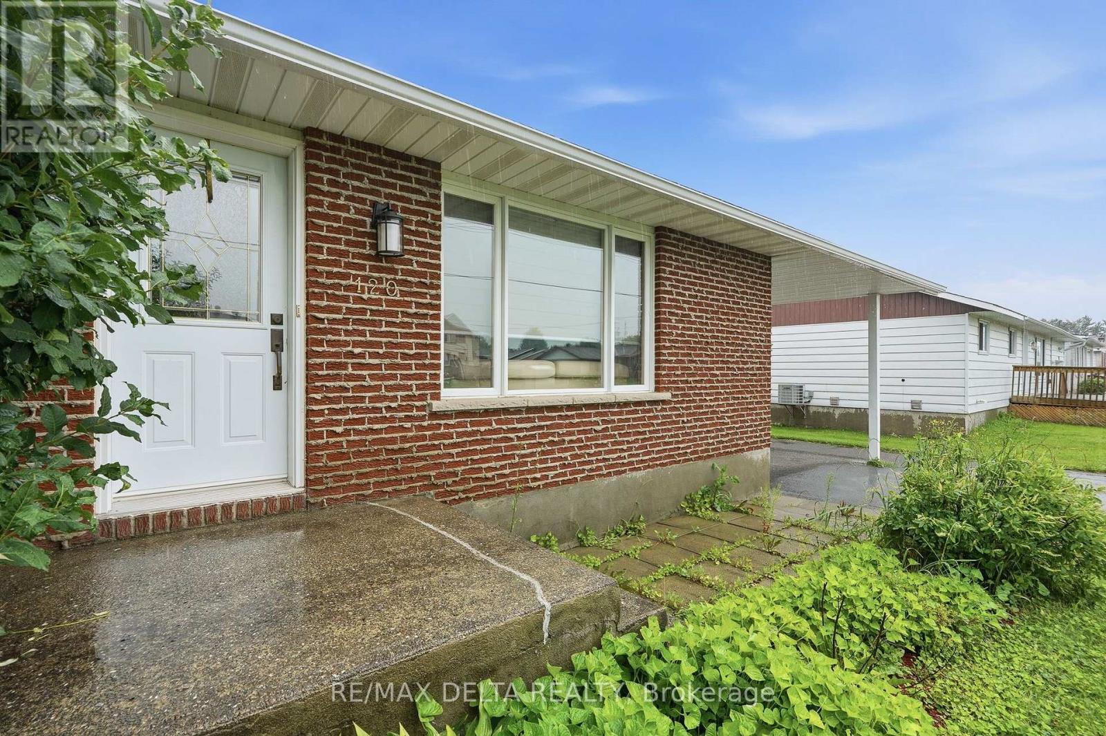 120 CALEDONIA ROAD - 3