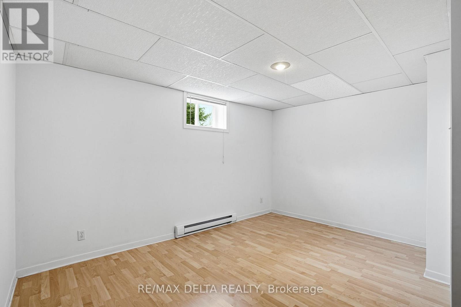 120 CALEDONIA ROAD - 32