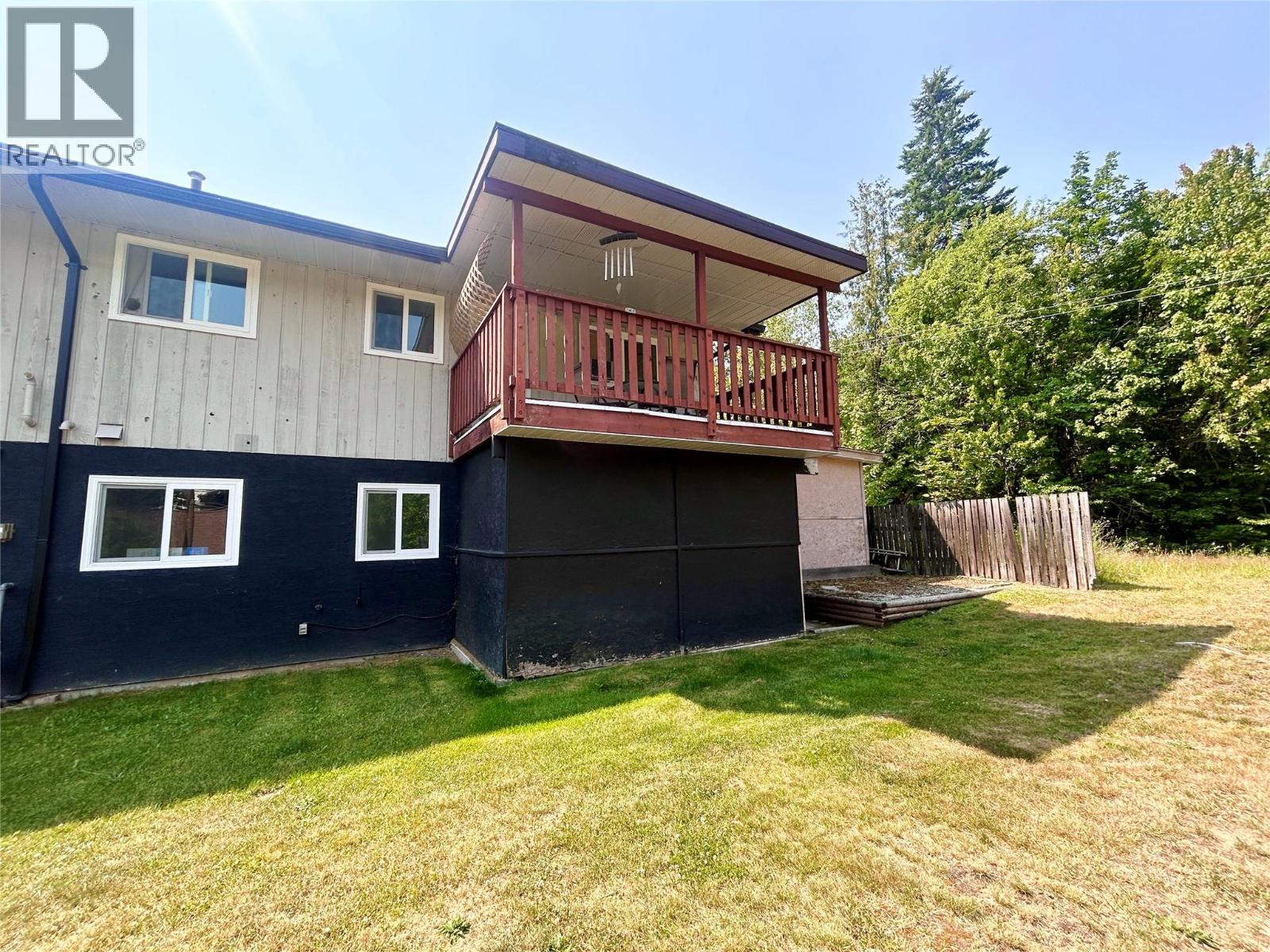 1730 Thompson Avenue - 33