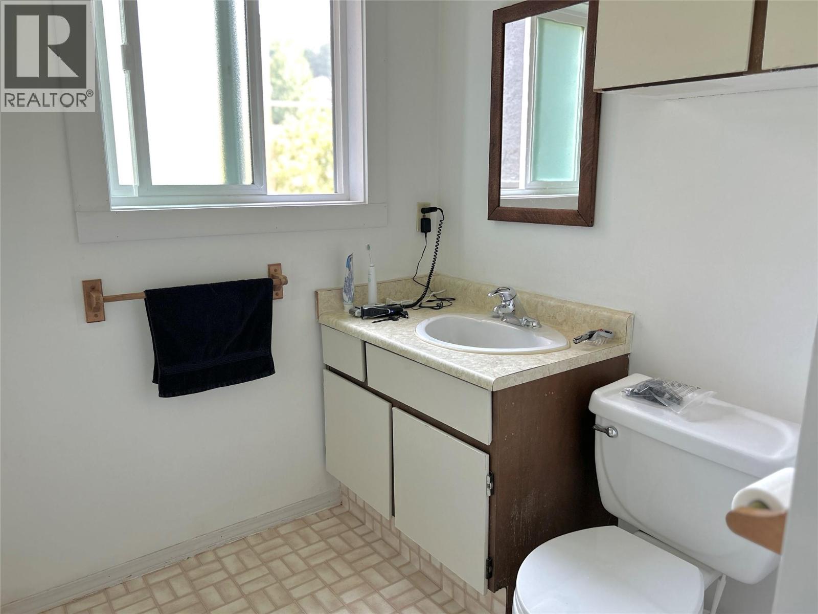 1730 Thompson Avenue - 29