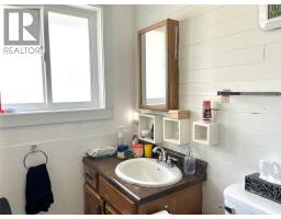 1730 Thompson Avenue, Rossland, BC V0G1Y0 Photo 23