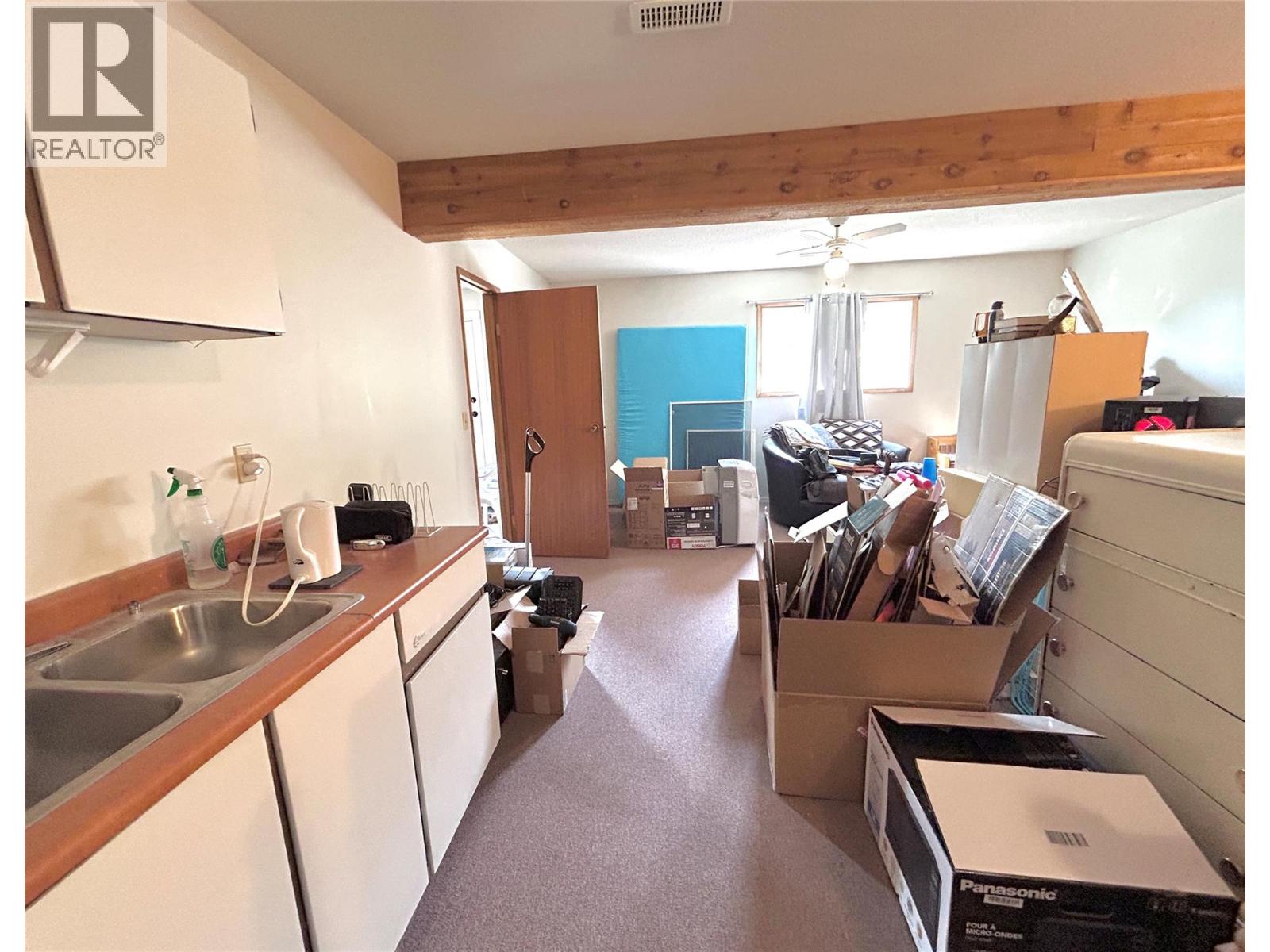 1730 Thompson Avenue - 26