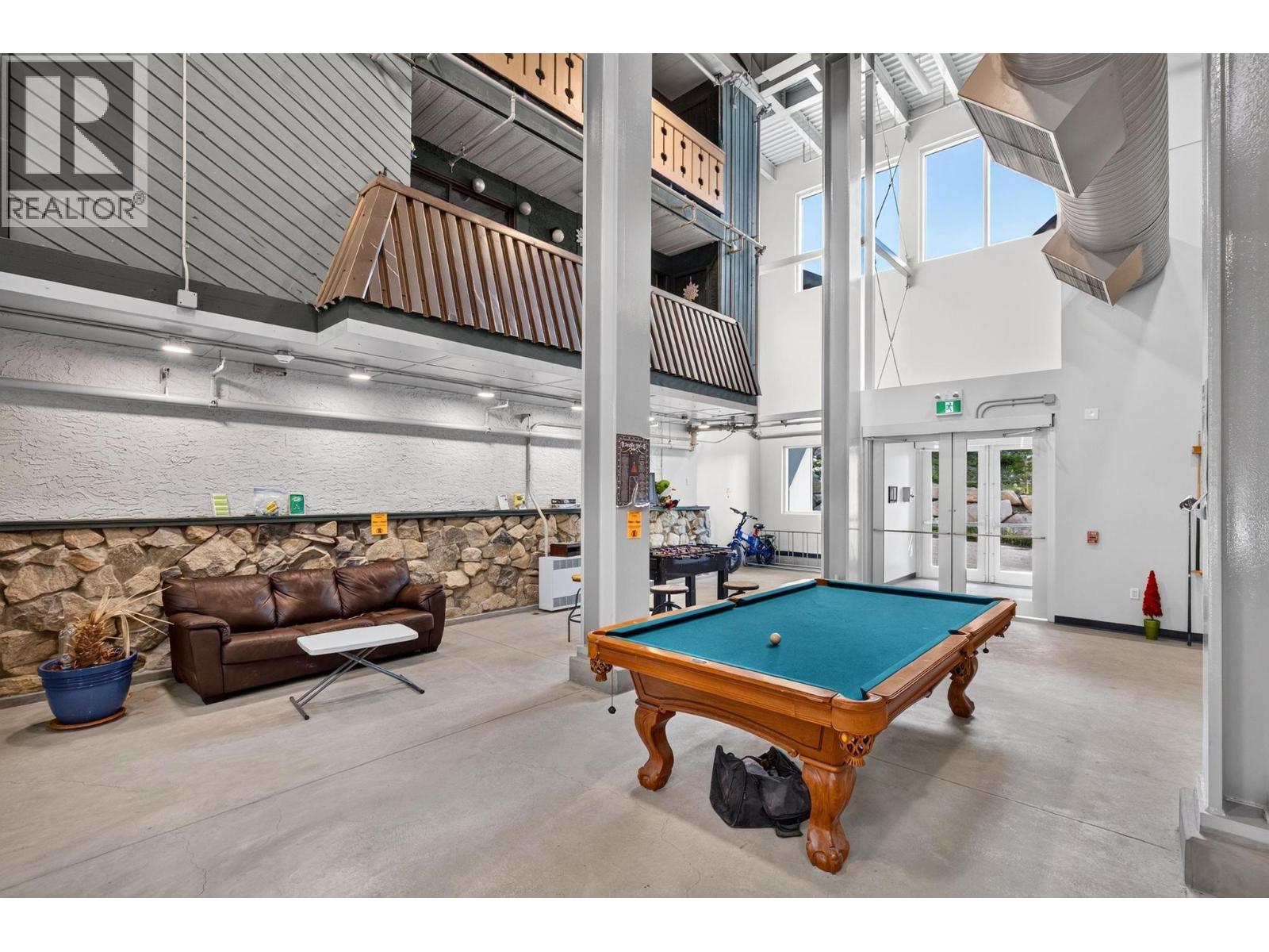 206 20 Kettle View Road, Big White