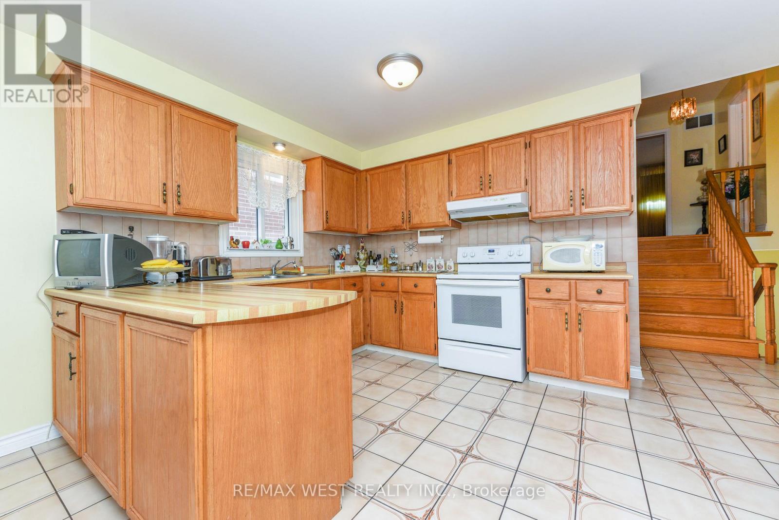 181 MISTY MEADOW DRIVE - 12