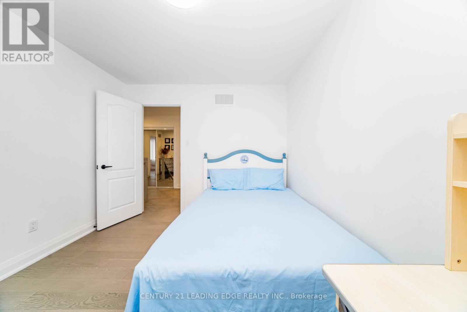 37 LANDSDOWN CRESCENT - 20