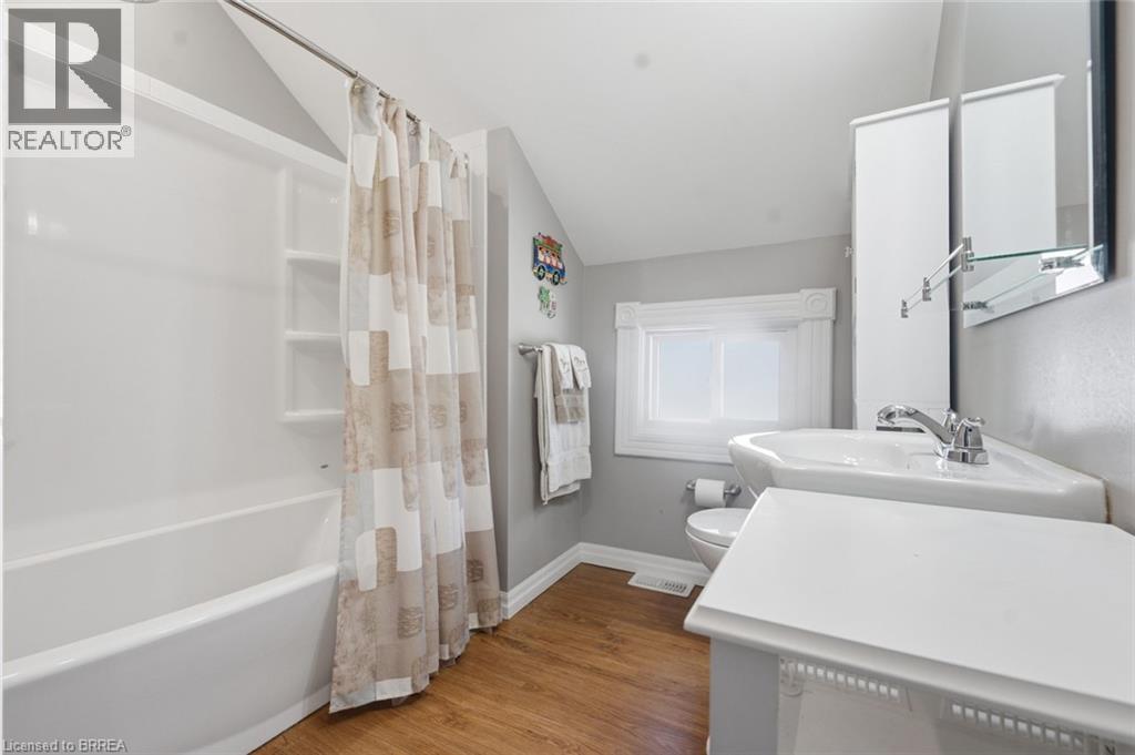 73 GRAND RIVER Street S - Image 24