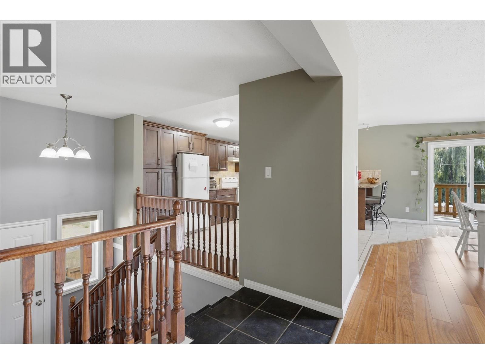 471 WOODWARD Avenue - 24