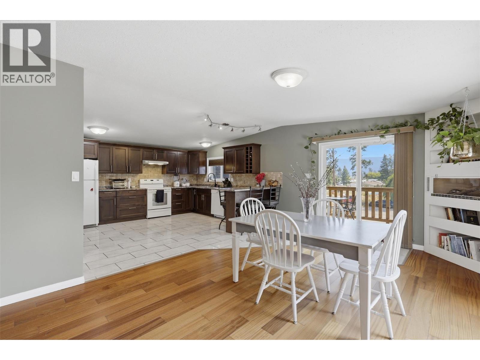471 WOODWARD Avenue - 27