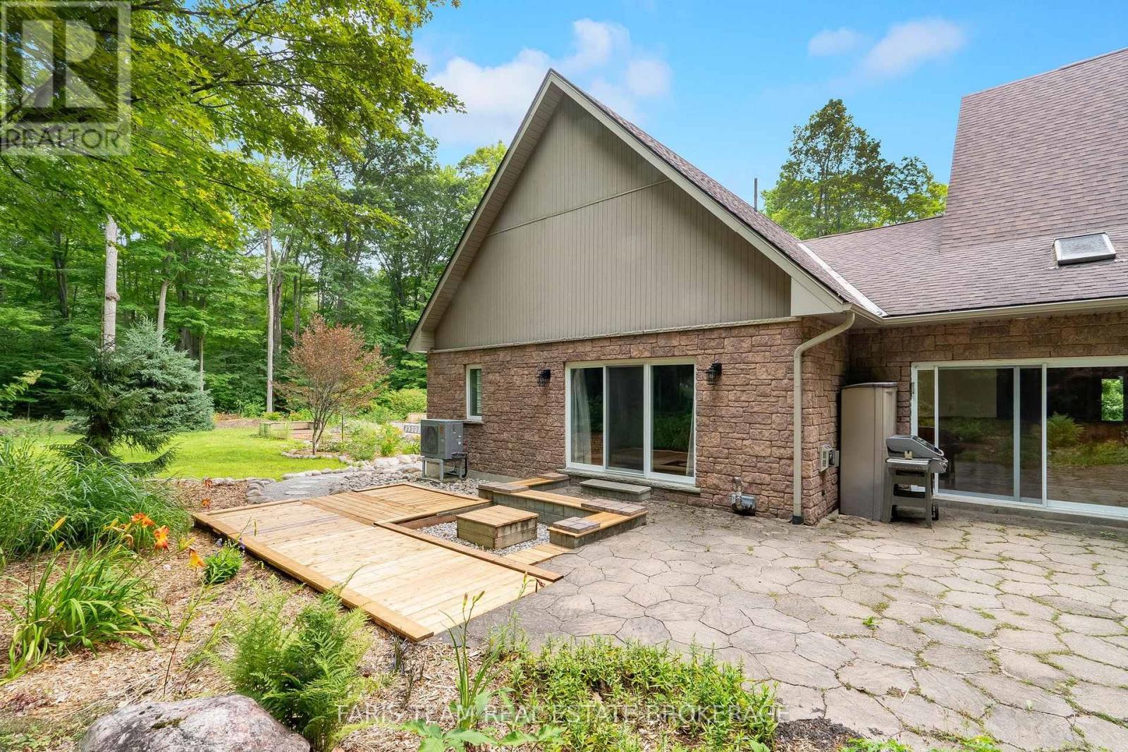 105 COPELAND CREEK DRIVE - Image 40