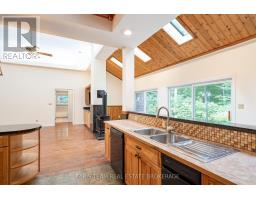 105 Copeland Creek Drive, Tiny, ON L9M0M2 Photo 12