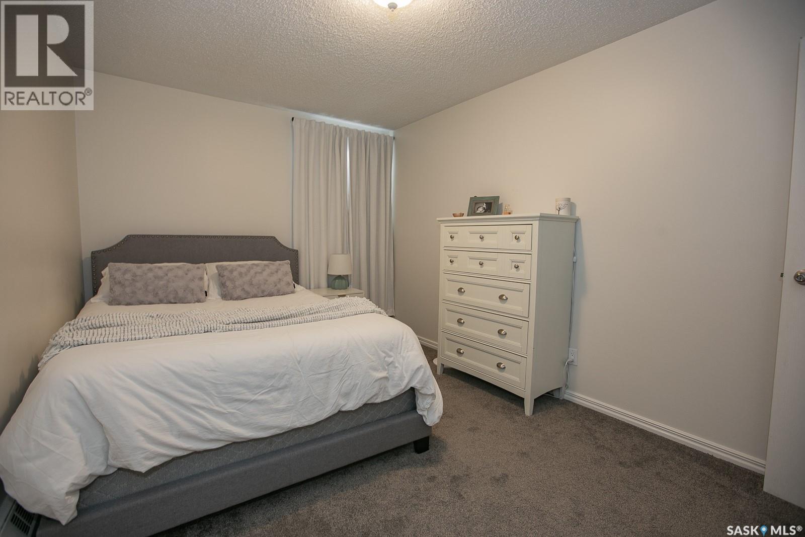 #A 22 Nollet AVENUE - 5