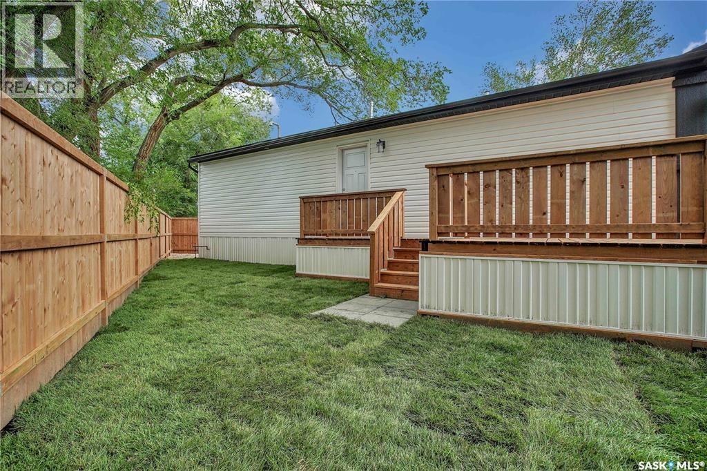 320 1524 Rayner AVENUE, Saskatoon — photo 3