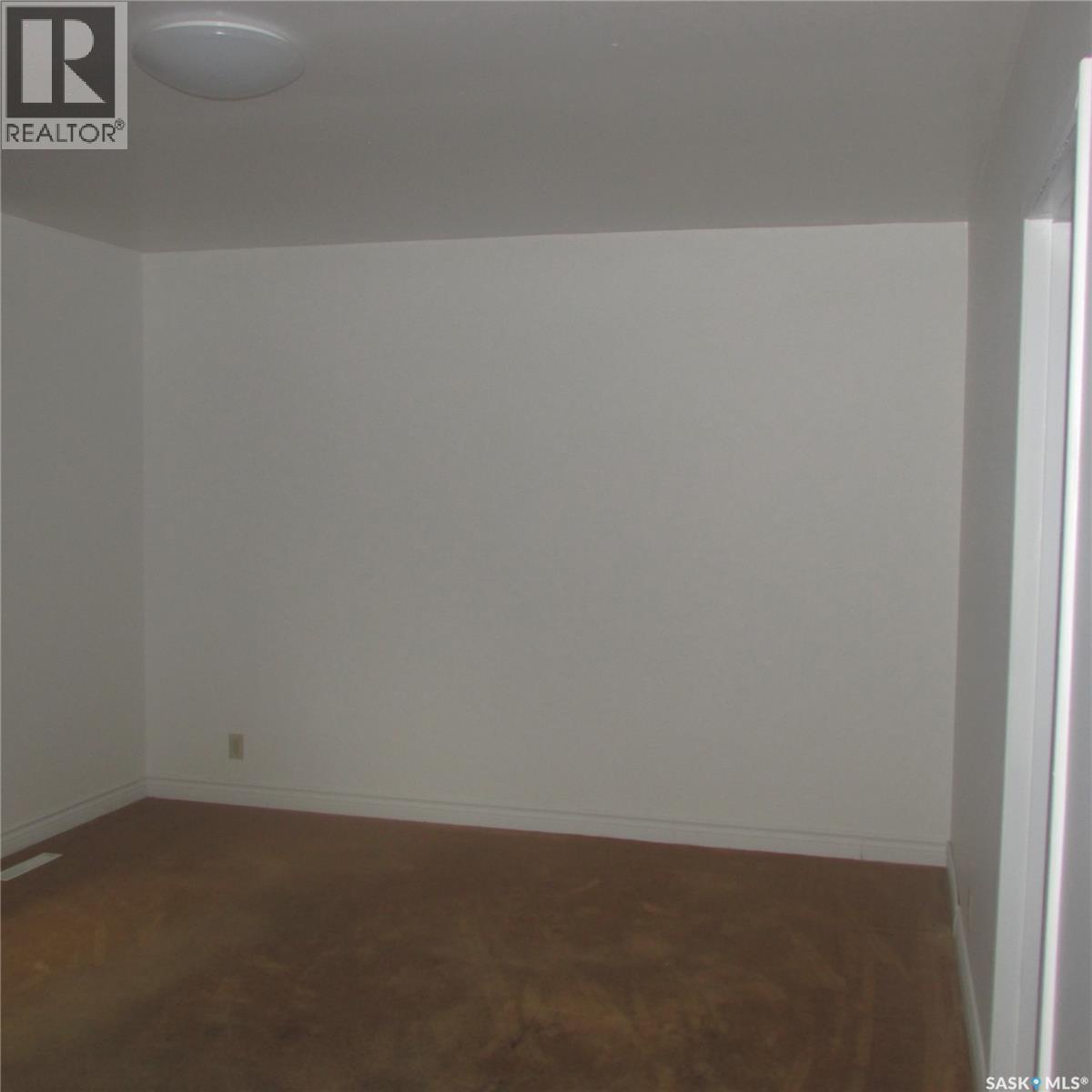 1240 10th AVENUE E - 11