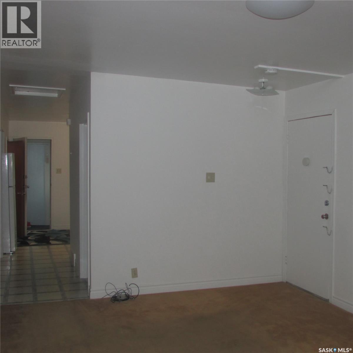 1240 10th AVENUE E - 12