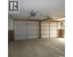 Family room - 1240 10th Avenue E, Regina, SK S4T4P9 Photo 7