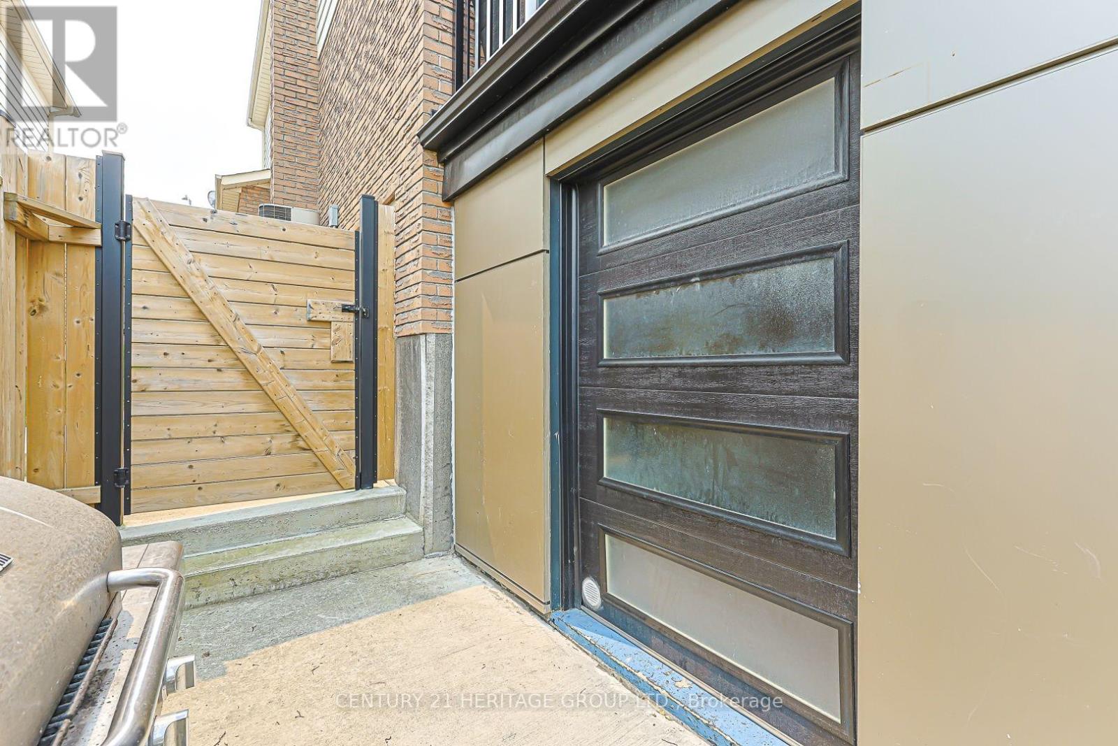 476 BRITANNIA AVENUE - 29