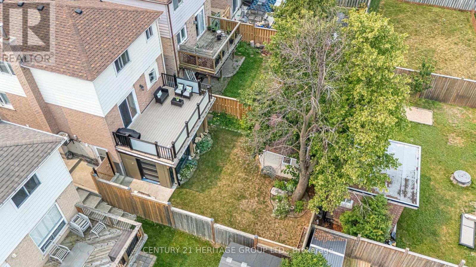 476 BRITANNIA AVENUE - 33