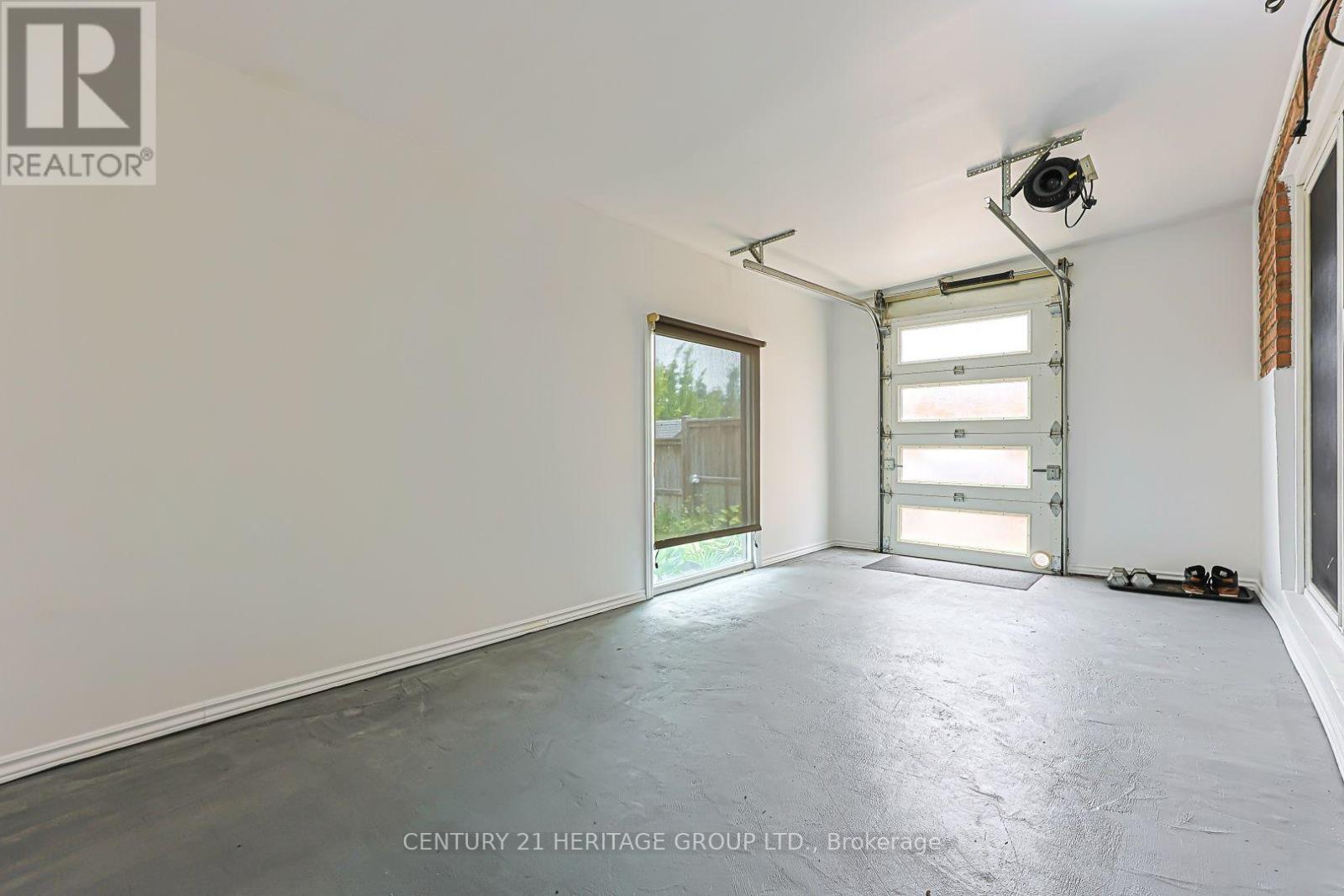 476 BRITANNIA AVENUE - 27