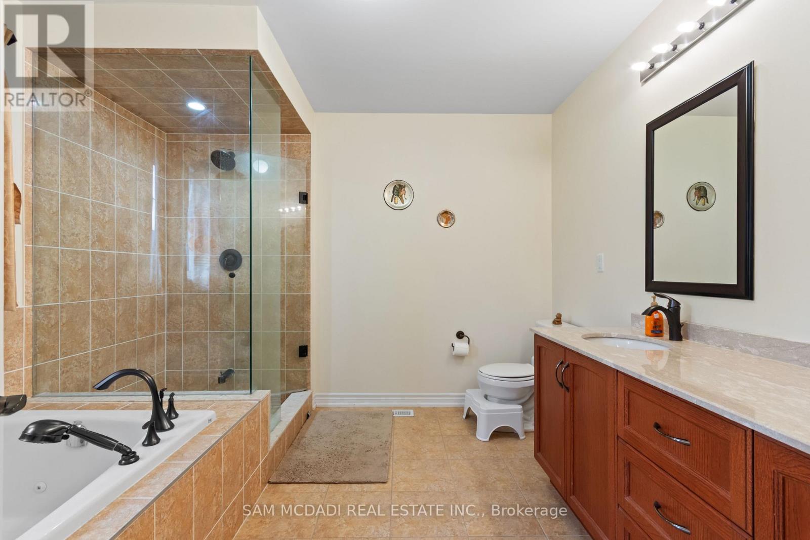 80 DURANGO DRIVE - 23
