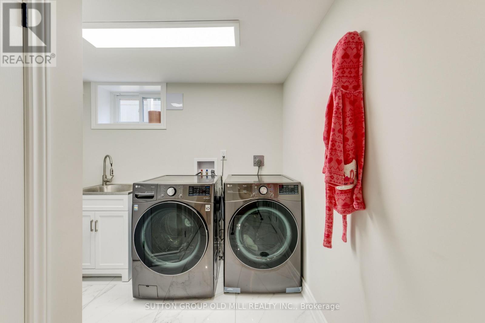 85 BONNYVIEW DRIVE - 31