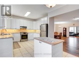 19 Treeline Boulevard, Brampton, ON L6P1C5 Photo 12