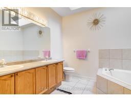 19 Treeline Boulevard, Brampton, ON L6P1C5 Photo 18