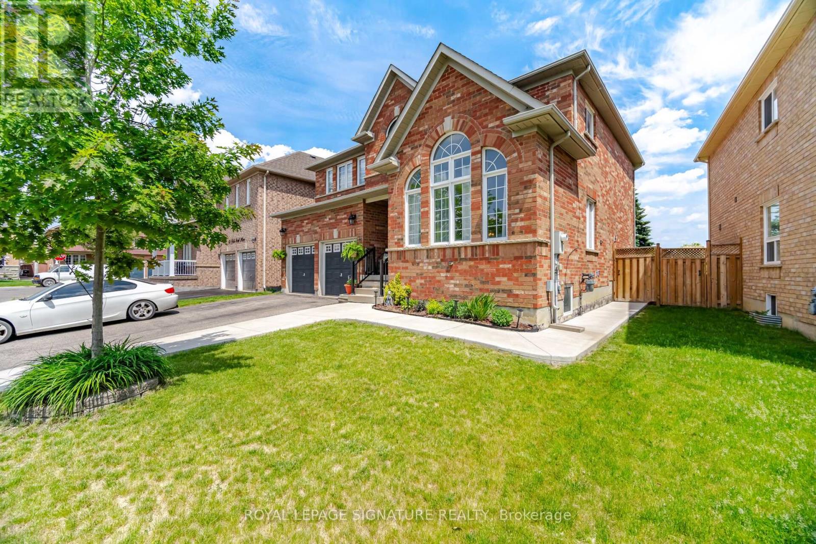 34 NINA PLACE N - 2