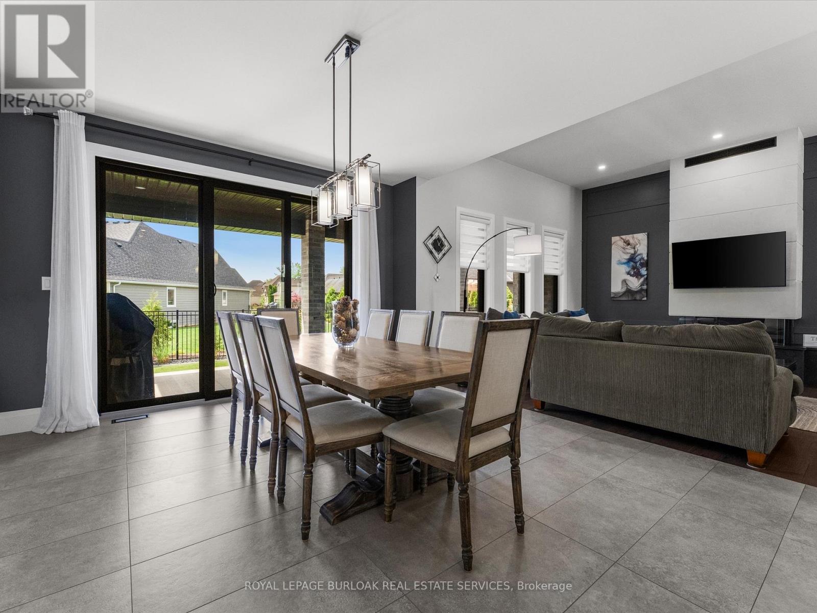 351 OLD TECUMSEH ROAD - 21