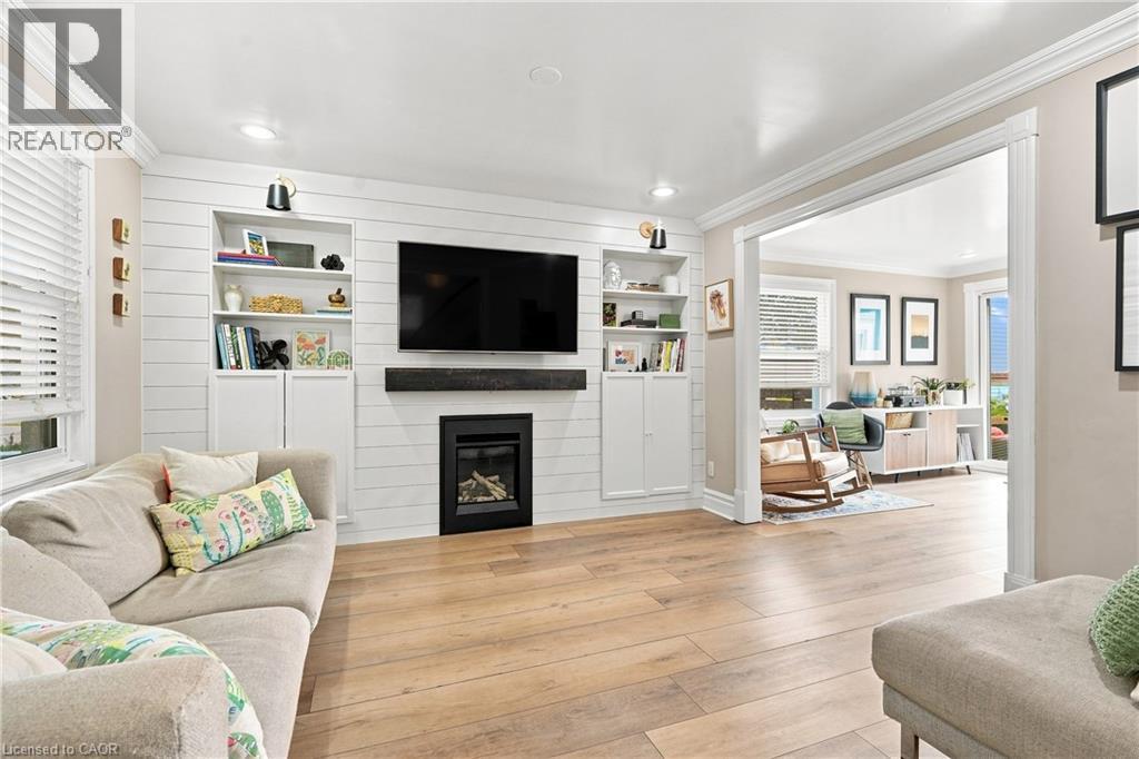 4313 CENTRAL Avenue - 8