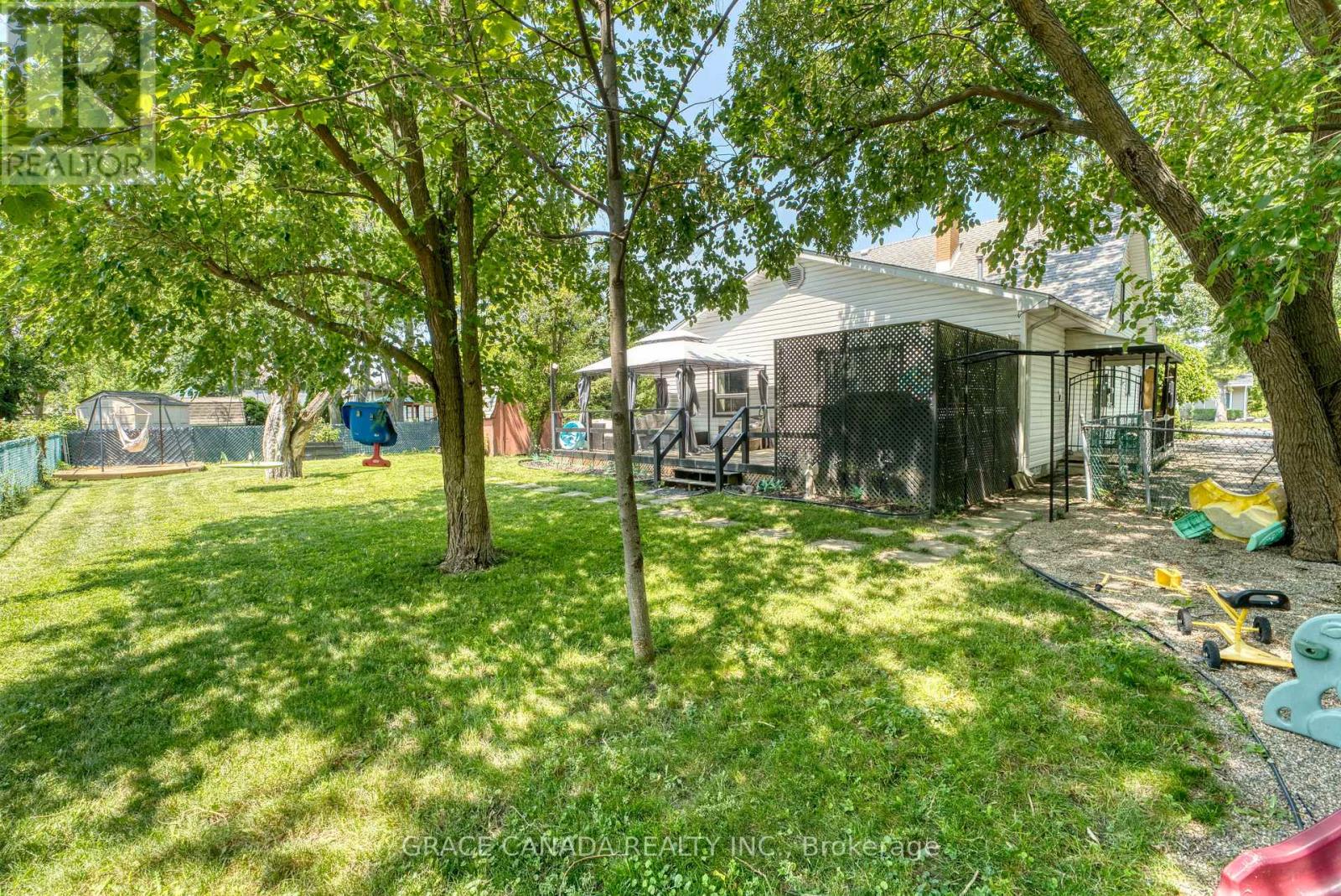 12437 ST THOMAS STREET - 32