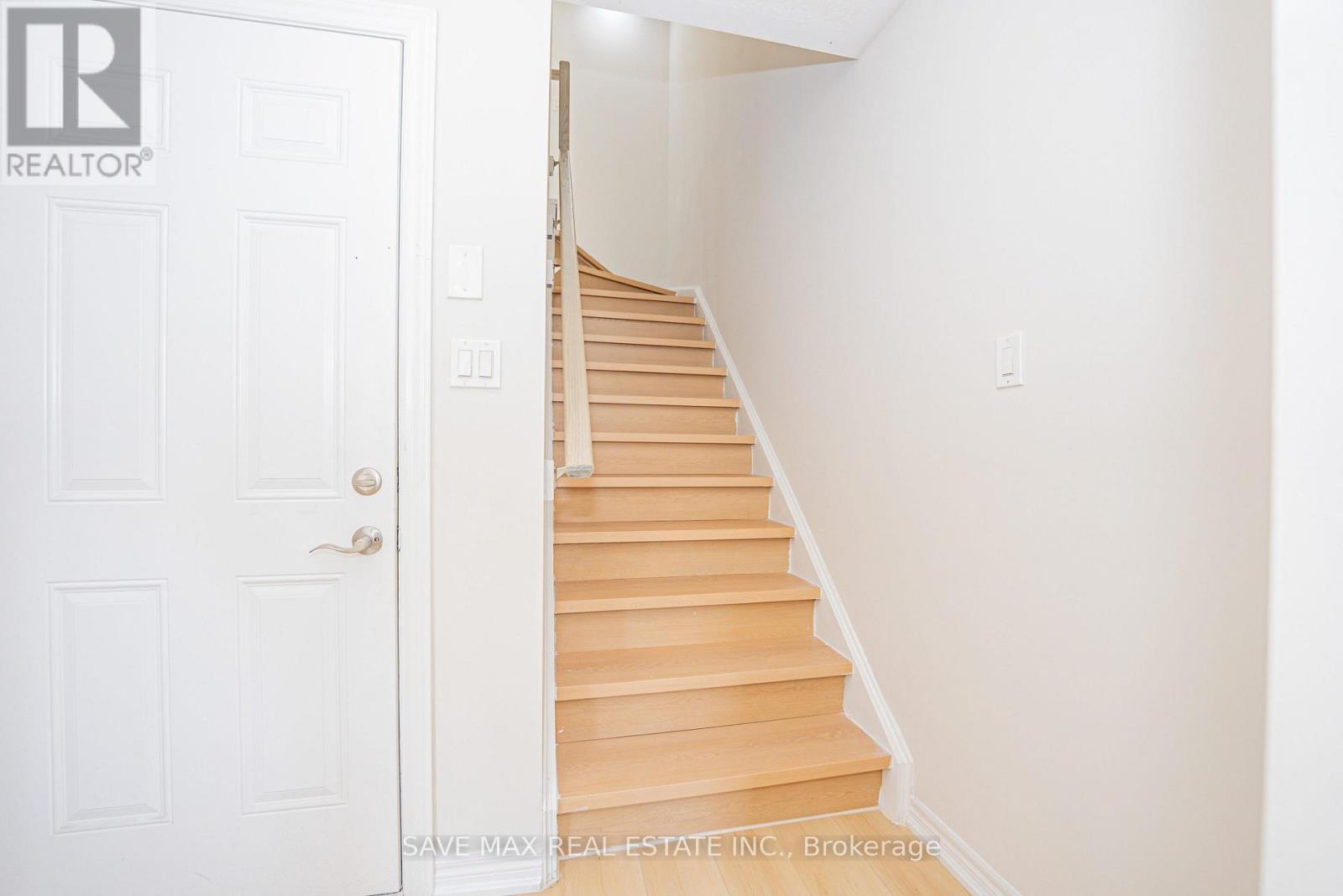 410 LINDEN DRIVE - 10