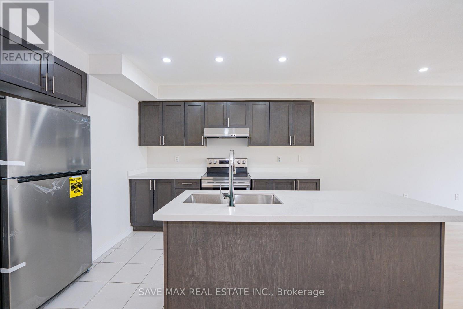 410 LINDEN DRIVE - 16