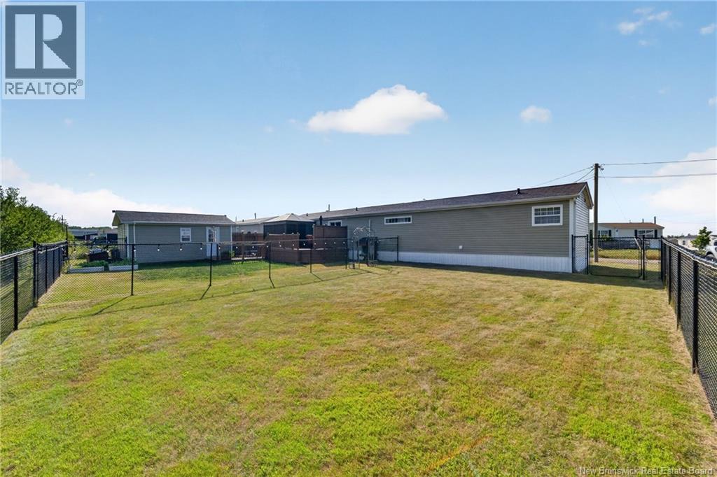 98 Hayward - Image 42