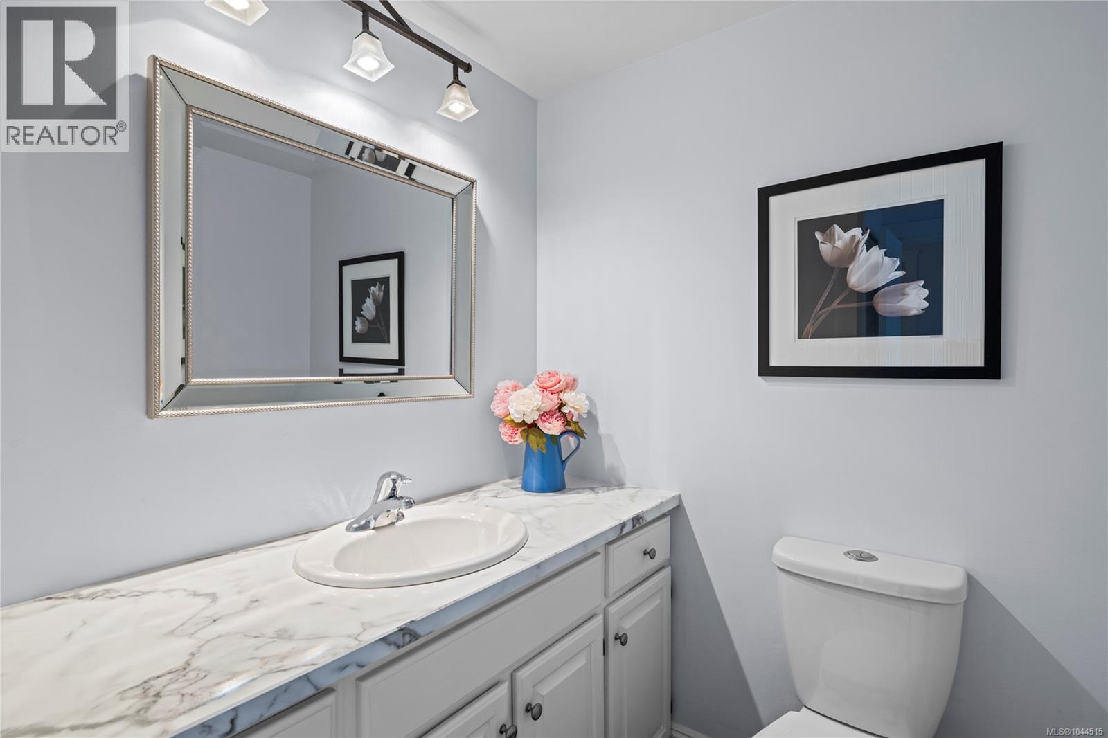 #804 33 Mt. Benson St - 23