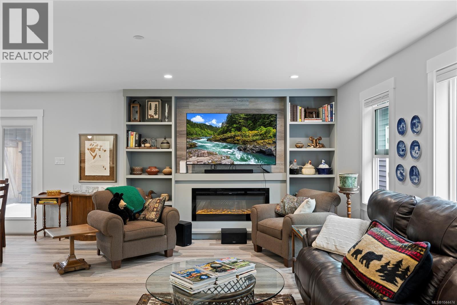 242 Sunningdale Rd E - Image 43