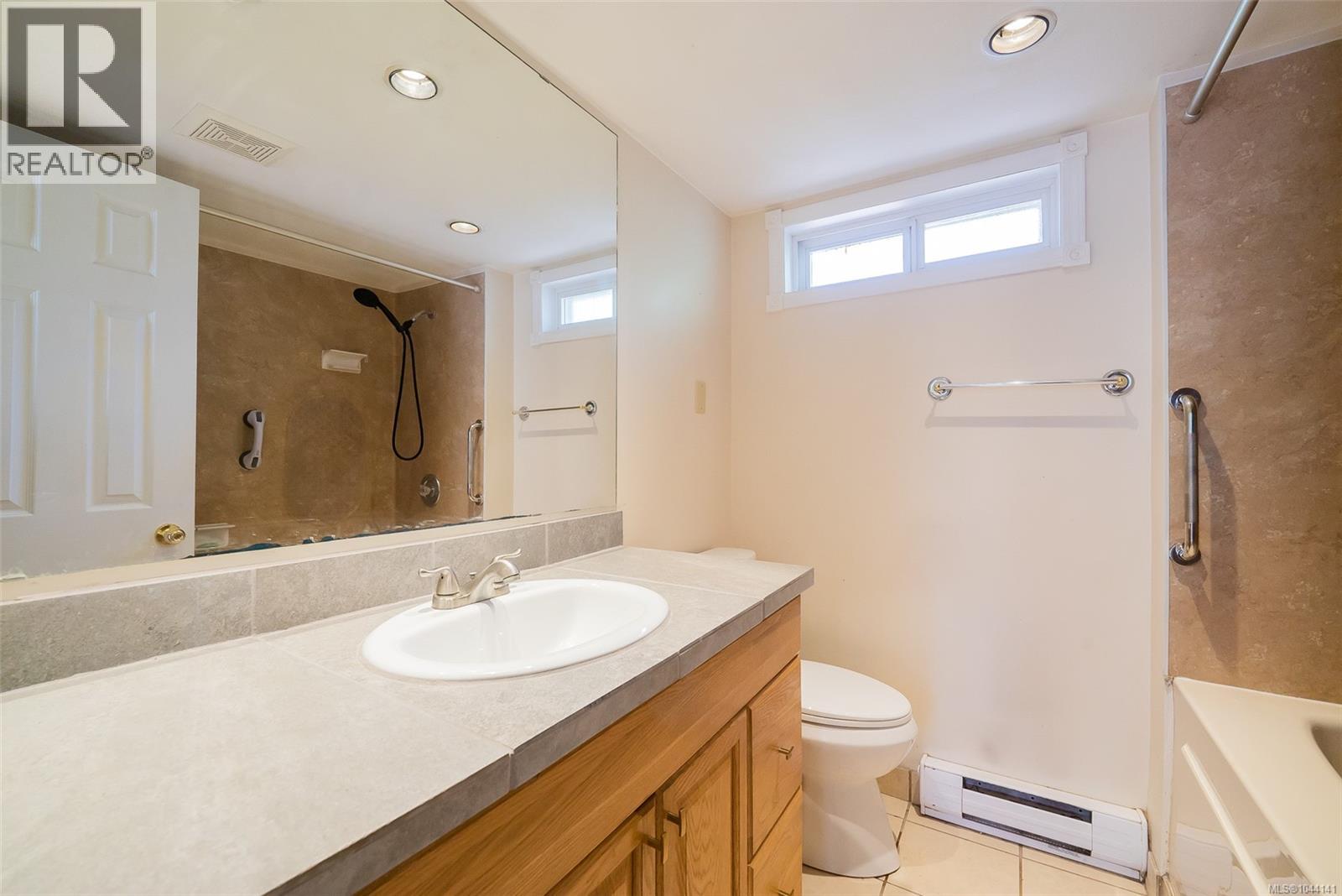 #22 1310 Spruston Rd - 16
