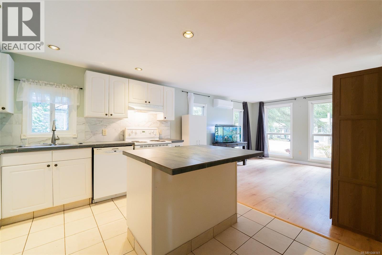 #22 1310 Spruston Rd - 5