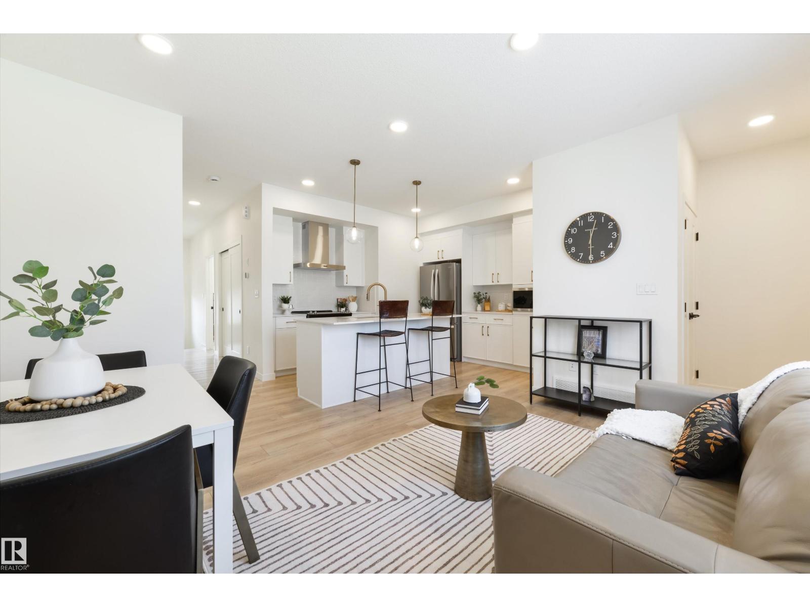 323 RANKIN DR - 10