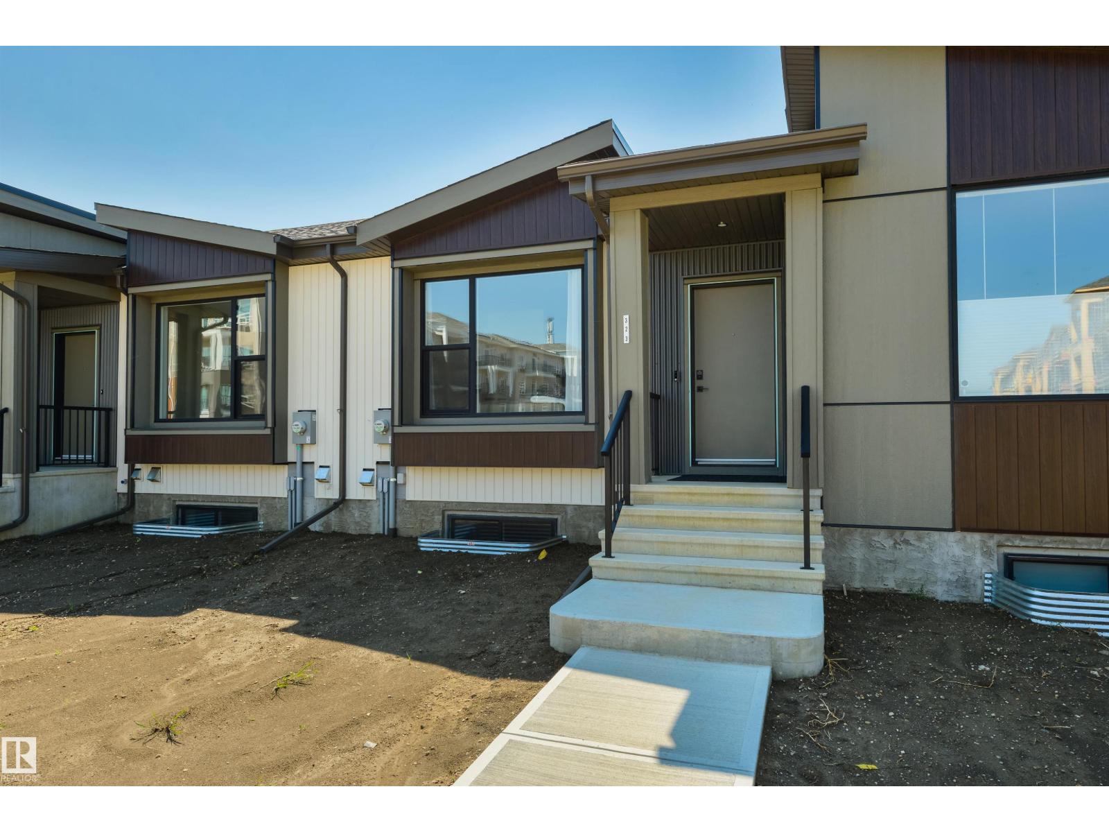 323 RANKIN Drive - Photo 48