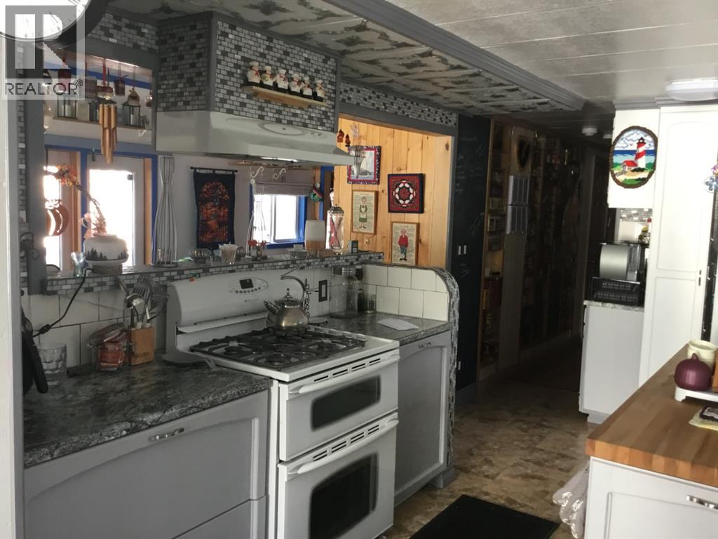 453 Grassy Way