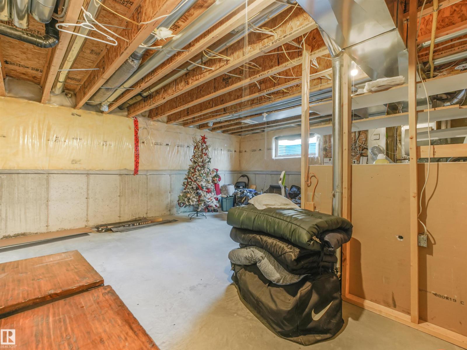 3635 11 ST NW - Image 49