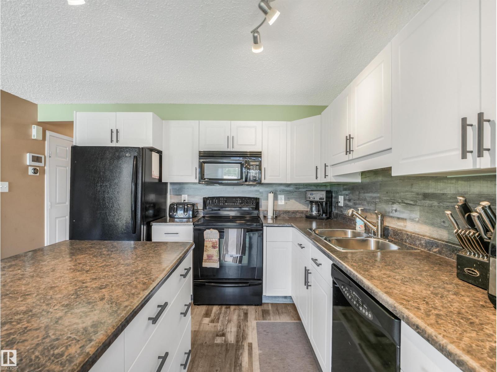 3635 11 ST NW - Image 29