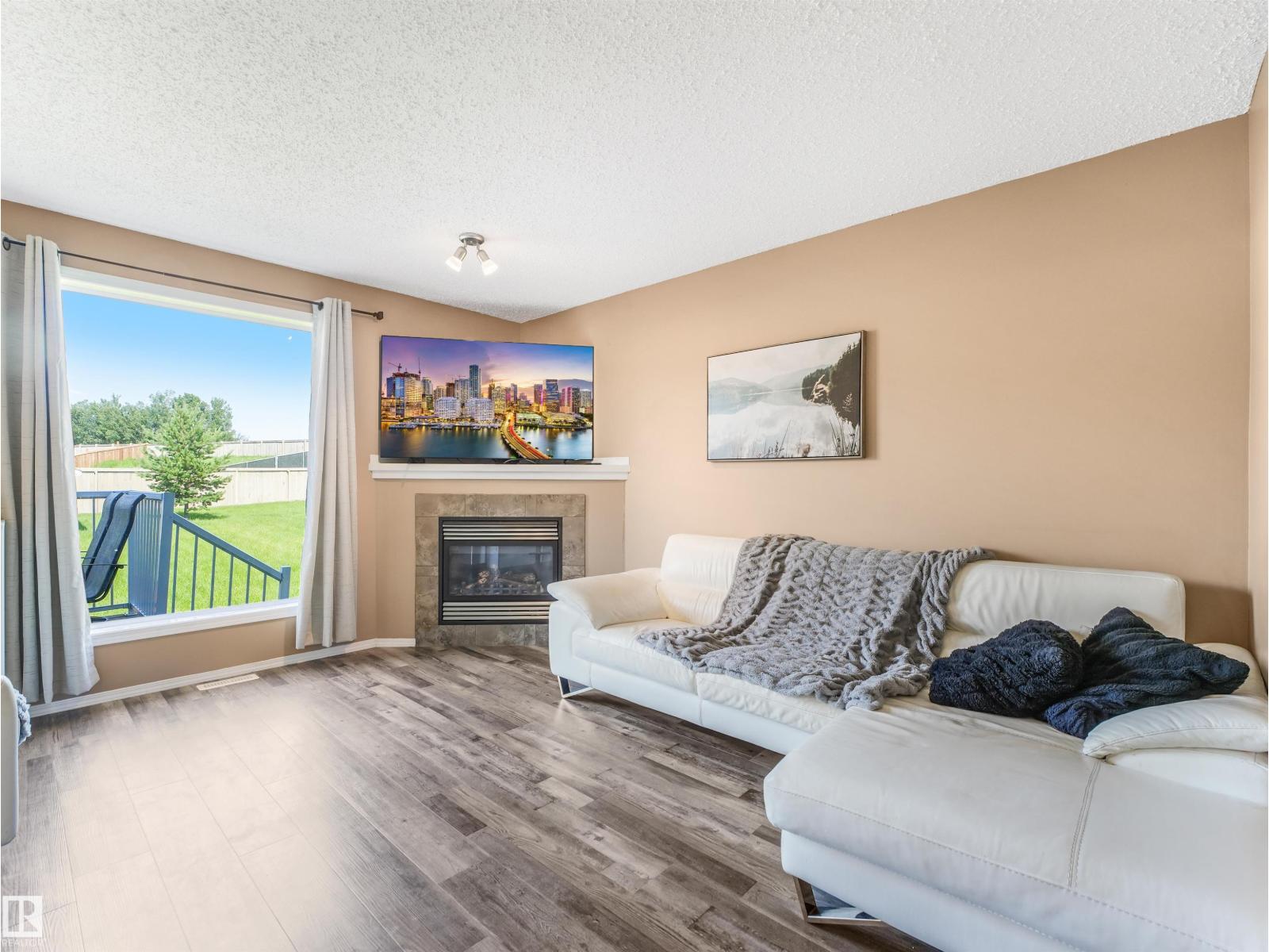 3635 11 ST NW - 20