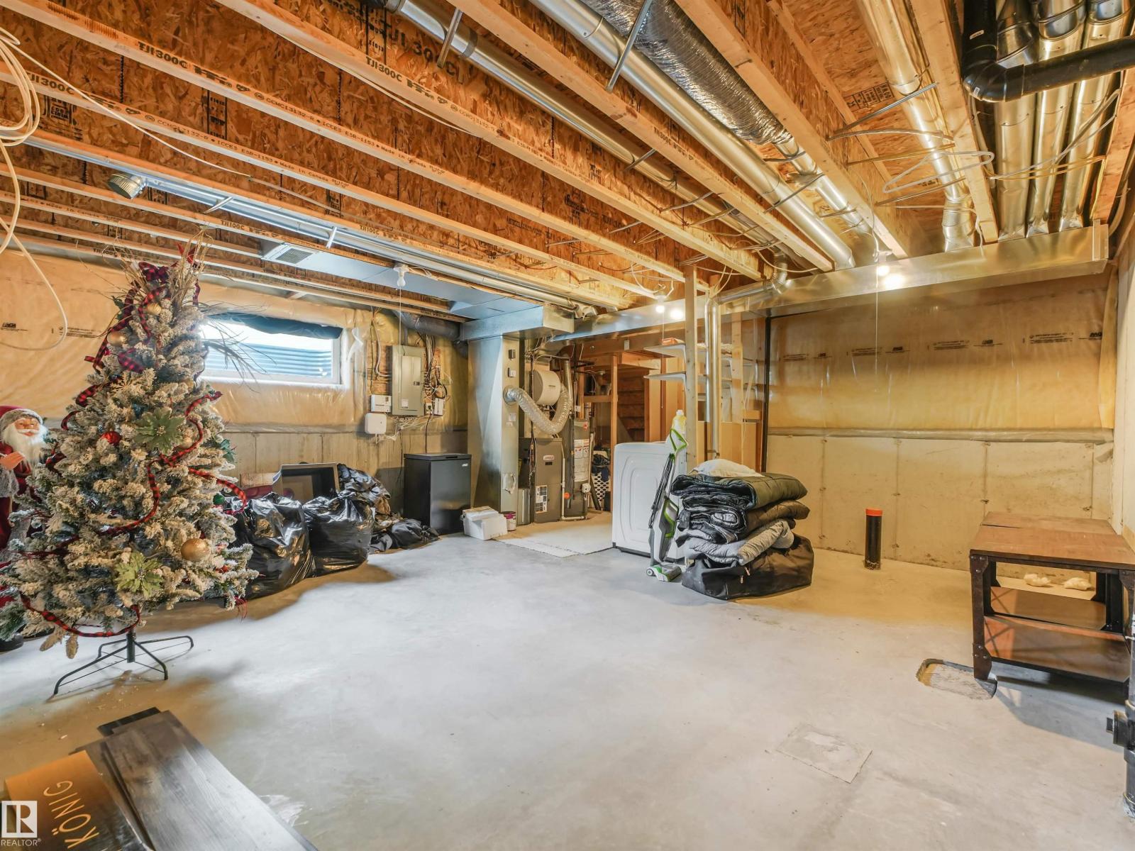 3635 11 ST NW - Image 47