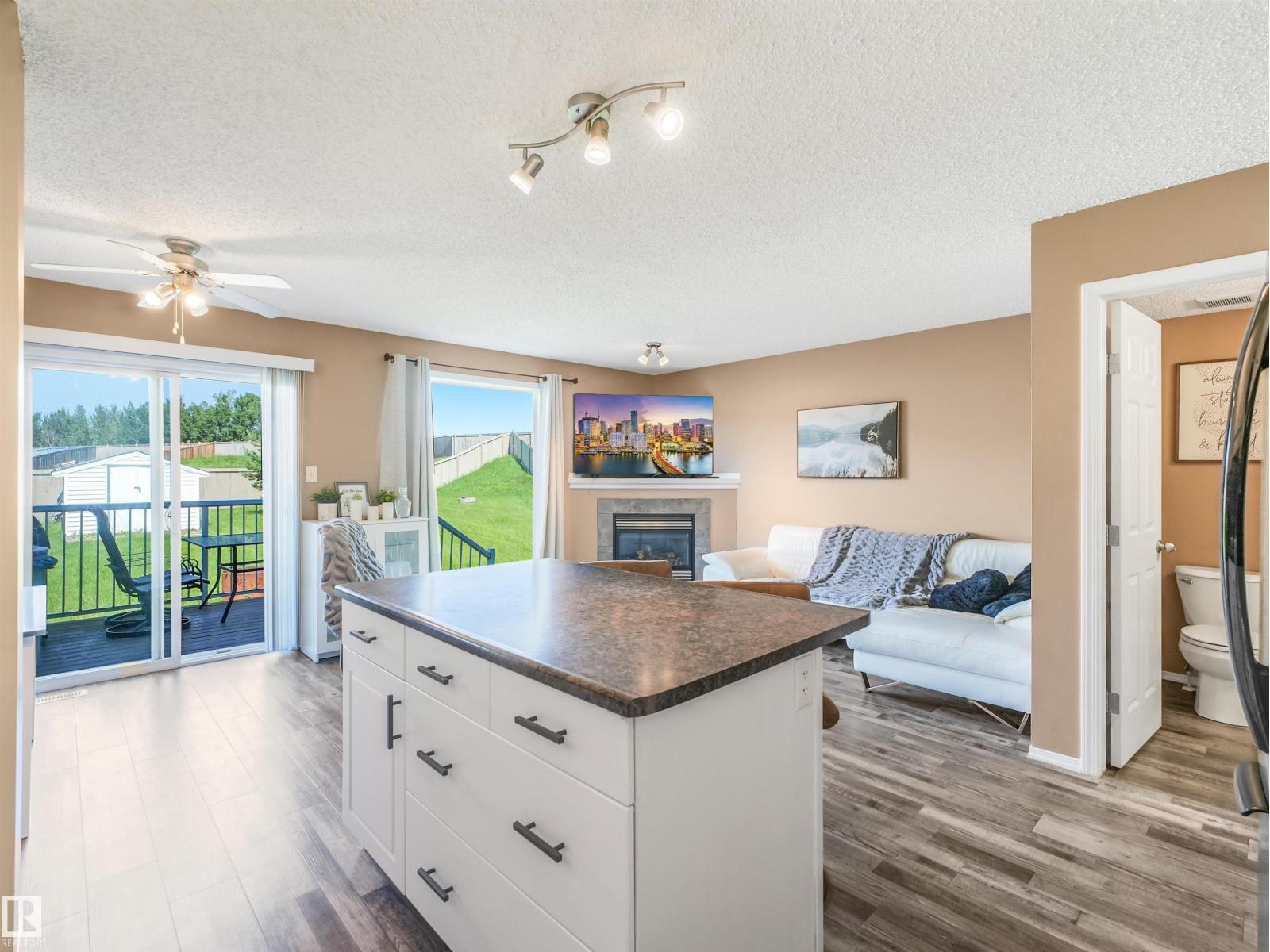 3635 11 ST NW - 27