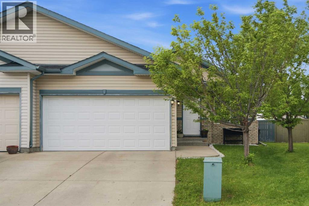109 Canoe Square SW, Canals, Airdrie photo 3
